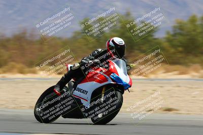 media/May-15-2022-SoCal Trackdays (Sun) [[33a09aef31]]/Turn 7 (1145am)/